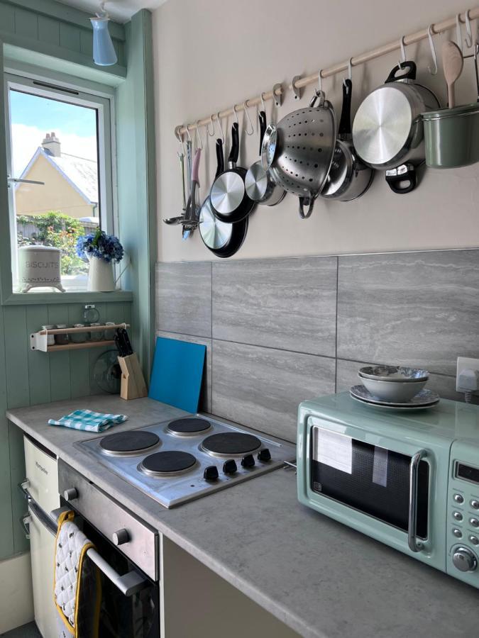 Brecon Town 3 Bedroom House Sleeps 6 Central Location Bagian luar foto